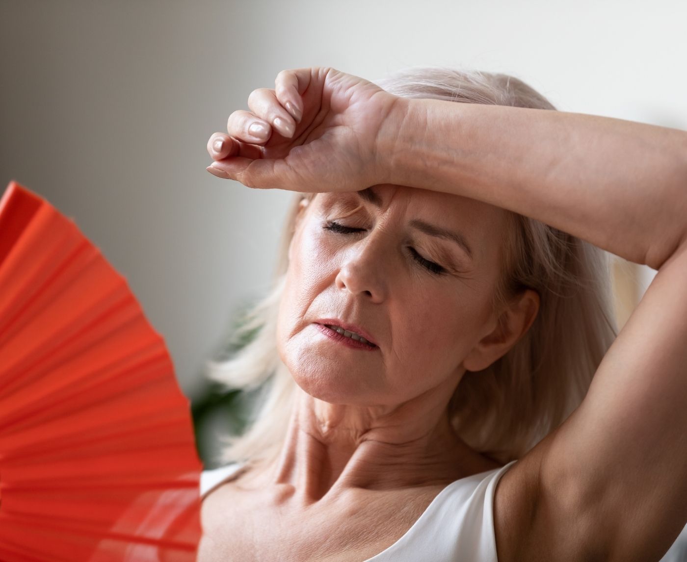 Perimenopause or STD Symptoms? Key Differences