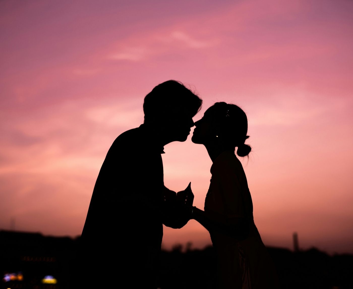 Can You Get Herpes From Kissing? Yes, Here’s the Risk You’re Not Hearing About