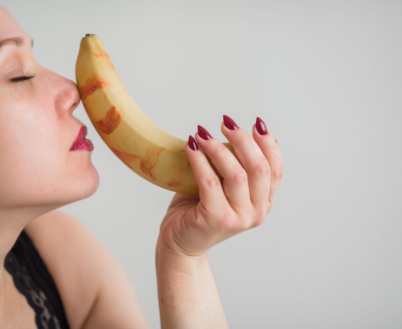 6 STDs You Can Catch From Oral, Even If It Feels “Low Risk”